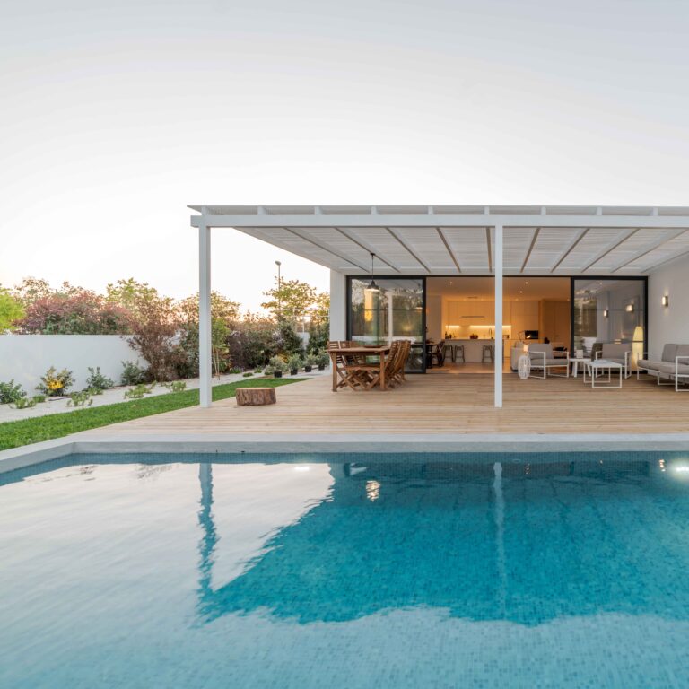 Phuket Villa Investment: Should You Hire a Property Manager?