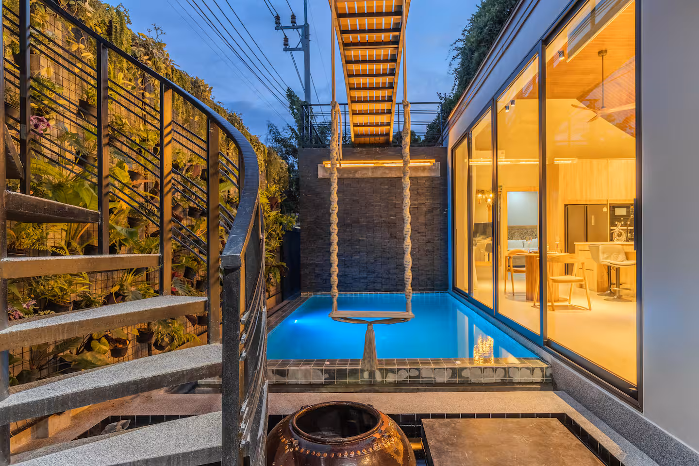 3a92bf1e-4872-4436-8744-dd74d84fc7c6